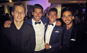 Paul, Vincent, Hugo et Yanis pour une Pub Ultra Bright !