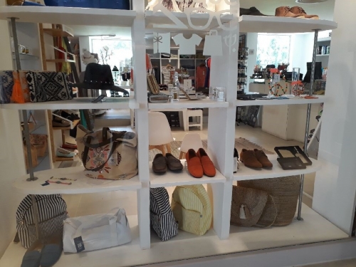 boutique 2.jpg