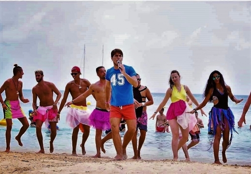 Crazy sur la Plage.jpg