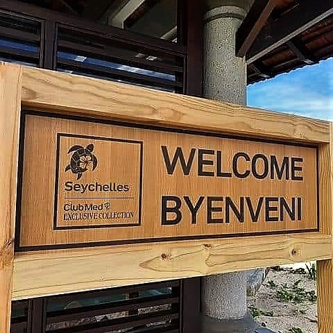 Entrée Seychelles.jpg