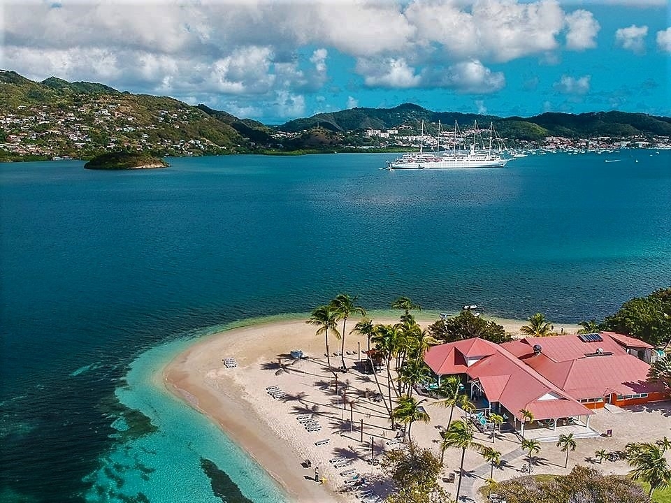 Club Med 2 LO.jpg