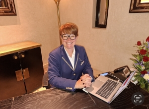 Karina : concierge Au Riad