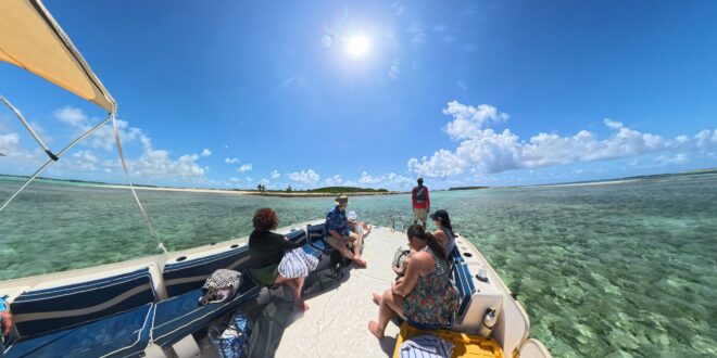 Parasol Rouge Excursion Columbus Isle Bahamas