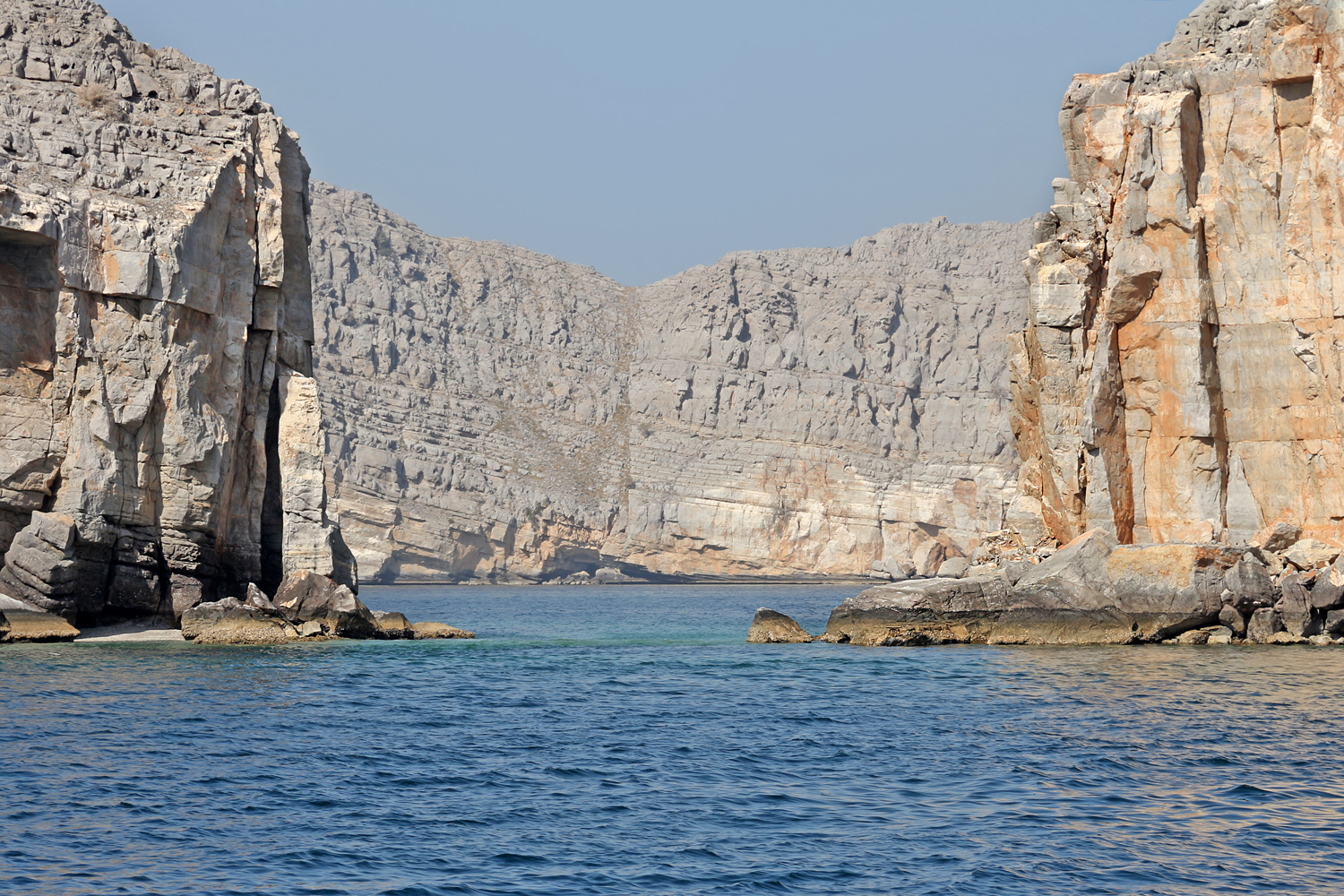 Fjords de Khasab dans la péninsule de Musandam à Oman